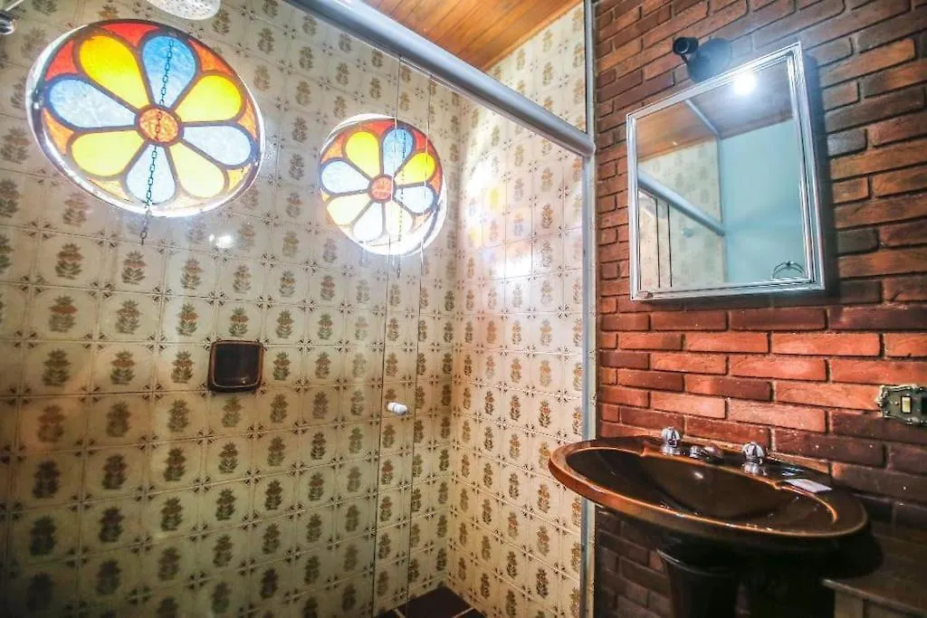 Suites Para Ate 05 Pessoas Ao Lado Do Capivari Campos do Jordão